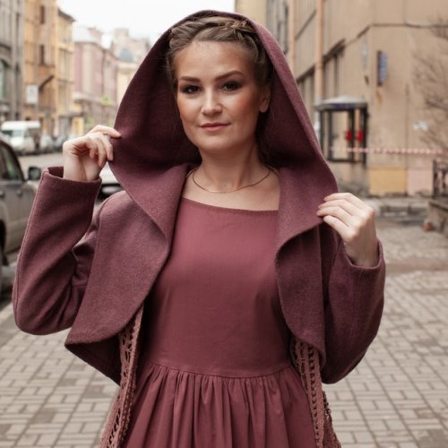 WonderMary болеро с капюшоном