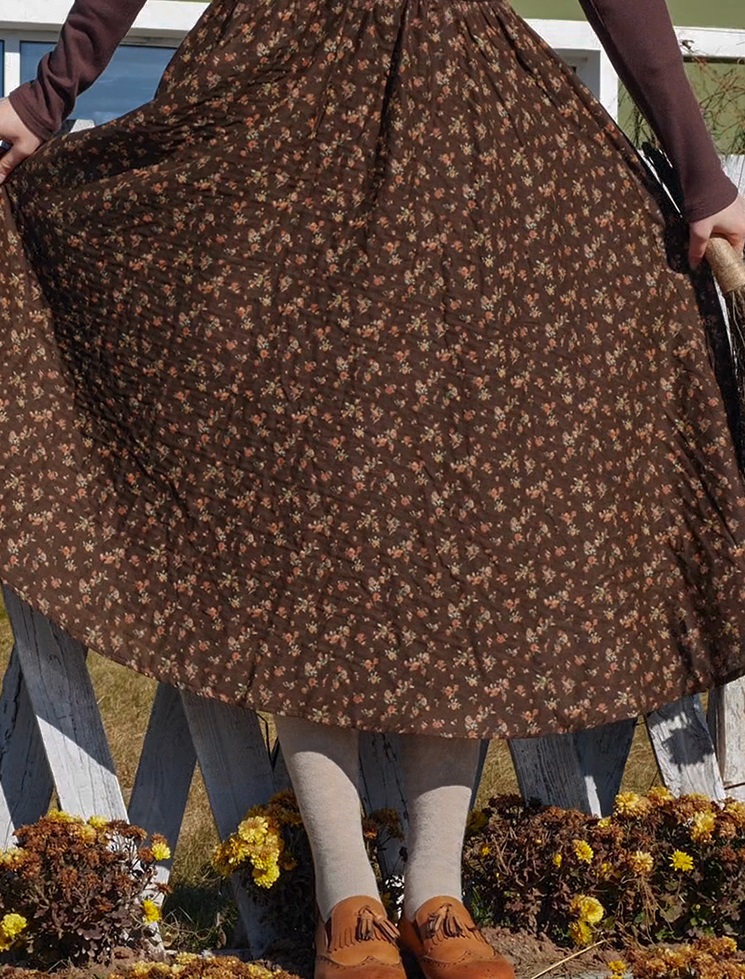 Liner коричневое платье в цветочек